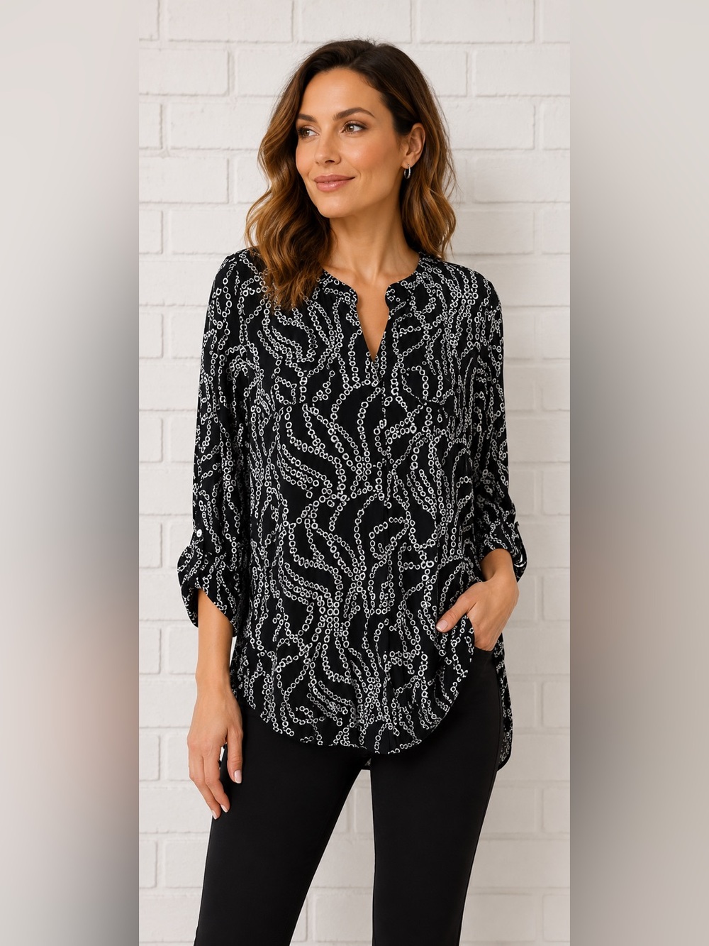 ADRIANNE VITTADINI black and white 3/4 sleeves/size L
